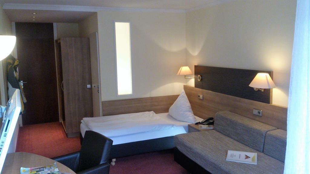 Hotel Bergfrieden Bad Wildbad Dış mekan fotoğraf