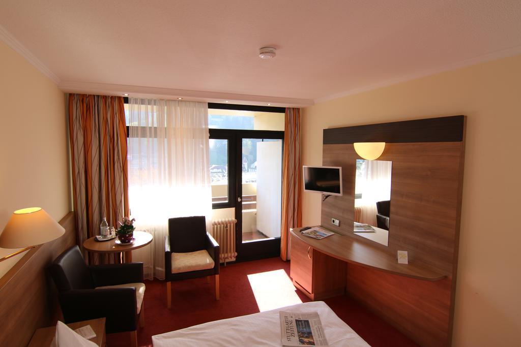 Hotel Bergfrieden Bad Wildbad Dış mekan fotoğraf